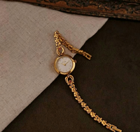 Nouvelle montre vintage pour femme avec cadran à petits points, montre à quartz de luxe légère, montre vintage rétro étanche pour femme