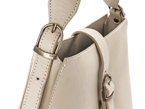 Sac à bandoulière en cuir véritable tendance, élégant sac à bandoulière beige pour femme, sac de maquillage cosmétique pour les trajets quotidiens pour les filles - Product Image 5
