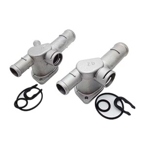 Conectores en T/de cuatro vías para tubería de agua de culata, compatibles con Bora, Sagitar, Polo 1.6, Lavida, Touran, Octavia 2.0 - Product Image 1