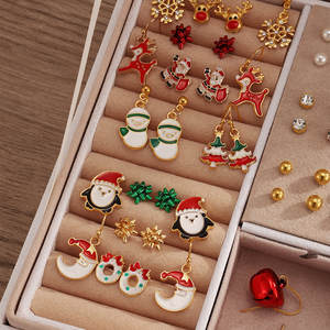 ชุดต่างหูห่วงคริสต์มาสใหม่สำหรับผู้หญิงเครื่องประดับปาร์ตี้ต่างหูคริสตัลรูปหัวใจแบบห้อยสำหรับวันคริสต์มาสอีฟแบบไม่มีกล่อง - Product Image 4