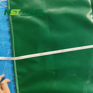 Bâche sur Mesure Usine 9x11 pour Rideaux de Volaille, Bâche Enduite PVC Imperméable et Antistatique pour Élevages et Poulaillers - Product Image 6