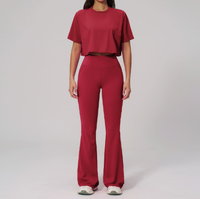 Ensemble de sport sans couture 2 pièces pour femme : haut court à col rond et pantalon de yoga évasé taille haute effet push-up, tenue de gym