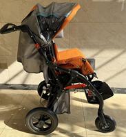 Poussette de rééducation pour bébé réglable avec appui-tête ergonomique et support