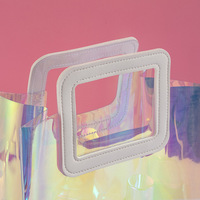 Sacs de shopping holographiques en PVC à poignée blanche, prix abordable, vente en gros par les fabricants chinois, pour emballage cosmétique