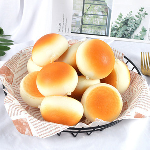 Modelo de comida de juguete de PU con simulación de pan al vapor dorado, adornos decorativos gourmet, accesorios de fotografía PU-MBS-0001 - Product Image 2