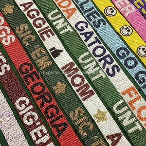 Correa de bolso universitario con cuentas de moda duradera única, cinturón de monedero bordado hecho a mano, ajustable, cuentas de semillas personalizadas, bandolera de hombro - Product Image 1