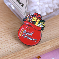 Cadeau de noël personnalisation épingle en métal personnalisé émail dur épingles Badges ensemble de noël mignon dessin animé métal épinglette Badge