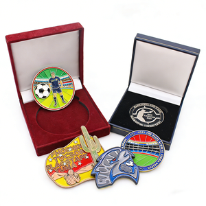 Pièce de collection personnalisée en métal 3D double face, émail souple et dur, sur le thème de la Coupe de football, pour souvenirs d'entreprise - Product Image 2