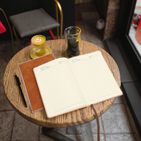 Pu A4 A5 A6 cahier en cuir marron personnalisé reliure sangle élastique cahier à couverture rigide avec couverture en cuir