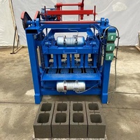 Machine à fabriquer des blocs de béton creux et pleins à petite échelle, largement utilisée, en vente chaude, machine à fabriquer des blocs de béton en Chine