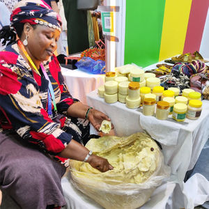 Beurre de karité importé, crème hydratante pure et naturelle, adaptée à la peau, au corps, au visage et à la croissance des cheveux. Fabrication de savon et de baume à lèvres DIY. - Product Image 5