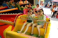 Équipement de parc d'attractions extérieur Luna Utilisation de jardin Forain Turntable Himalaya Rides Thunder Beat Musical Express Rides