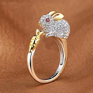 复古黄铜立方氧化锆首饰12生肖戒指兔形全钻订婚戒指