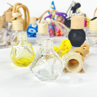 Diffuseur d'arômes triangulaire en cristal de luxe de 6 ml, flacon de parfum pour voiture, diffuseur suspendu, flacon en verre vide