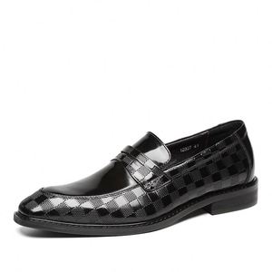 Nouvelles Chaussures Habillées Carrées en Cuir Gaufré à Motifs pour Hommes, Mocassins Respirants en Cuir Lisse Brillant de Vachette pour l'Automne - Product Image 5
