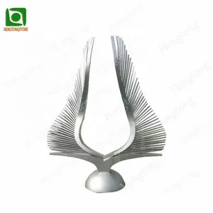 Escultura abstracta de alas de acero inoxidable decorativa para jardín al aire libre