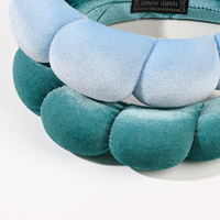 Bandeau en velours pour femme avec éponge intégrée pour le maquillage, les soins du visage et la douche