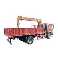 Grue de levage de marchandises montée sur camion de 5 tonnes Xinfeigong, grue hydraulique pour camion avec double stabilisateur et flèche télescopique