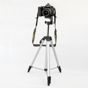 <span class=keywords><strong>Meilleur</strong></span> Wt 330 Weifeng Stand Caméra <span class=keywords><strong>Trépied</strong></span> WT330 Caméscope <span class=keywords><strong>Trépied</strong></span> <span class=keywords><strong>Photo</strong></span> Studio Accessoires Téléphone Caméra Affichage <span class=keywords><strong>Photo</strong></span> Stand 330 - Product Image 2