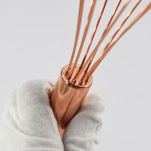 Fouet à œufs manuel en acier inoxydable couleur or rose, haute dureté, moderne, pour cuisine, vente en gros sur mesure - Product Image 3
