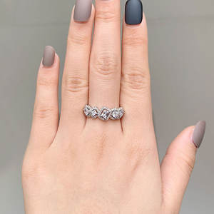 Anello di Fidanzamento da Donna Q016 in Oro Bianco con Diamante Naturale Taglio Brillante Rotondo Colore G - Product Image 4