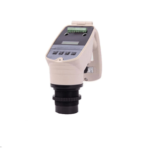 Jauge de niveau ultrasonique avec une précision de 0,5% - Product Image 1