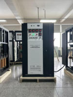 Usine professionnelle depuis 40 ans, HOSSONI, stabilisateur de tension automatique de haute qualité professionnel SBW-150KVA, triphasé 220V 3P+G