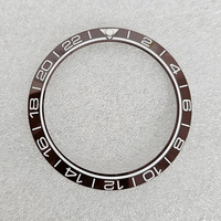 Composants de montre : diamètre 38 mm, diamètre intérieur 30,5 mm, lunette en céramique biseautée.