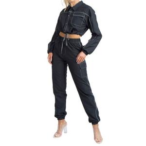 Vêtements de sport OEM en promotion avec bandes réfléchissantes 3M pour femmes, ensembles de survêtements en nylon - Product Image 1