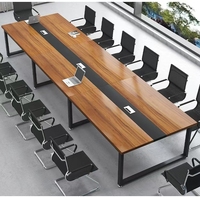 Table de réunion de conseil, table de conférence, bureau de direction, design minimaliste de bureau, plateau en bois, structure en métal