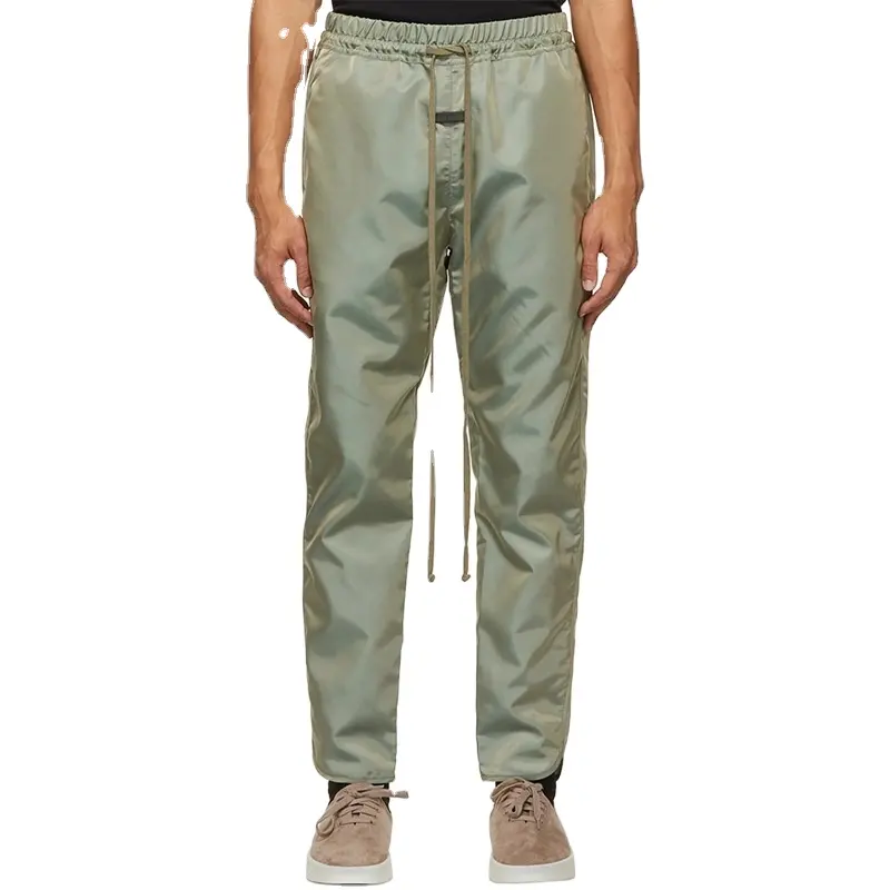 Tùy chỉnh thương hiệu của bạn chất lượng cao của nam giới Polyester gorpcore jogger dù quần áo gió Nylon theo dõi quần
