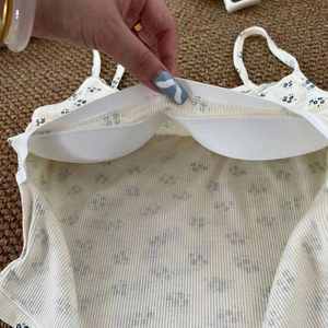 Body Sexy de Manga Corta K2053 para Mujer, Top Corto y Ajustado con Hombros Descubiertos, Ropa de Calle - Product Image 3