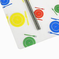 Tapis de table en PVC transparent avec logo personnalisé, motifs et tailles sur mesure, non toxique, sûr pour la salle à manger et le bureau, vente en gros pour les fournisseurs de tapis de table