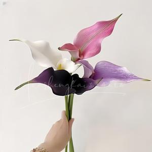 ช่อดอกคาลล่าลิลลี่ประดิษฐ์ วัสดุ EVA คุณภาพสูง เหมาะสำหรับตกแต่งงานแต่งงานและบ้าน - Product Image 2