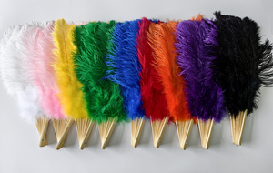 Grande Ventaglio di Piume di Struzzo Bianche per Costumi Femminili, Spettacoli, Tea Party, Decorazioni per Feste, Accessorio per <span class=keywords><strong>Danza</strong></span>, Matrimoni e Servizi Fotografici - Product Image 2