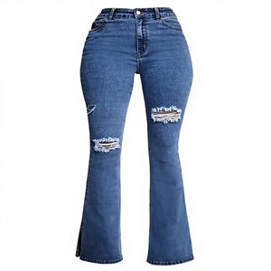 Jean évasé taille haute pour femme, noir, en denim déchiré et vieilli, élastique, longueur intégrale, avec fente, style automne - Product Image 1