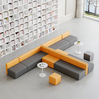 Conjunto de Sofás Modulares Modernos con Armazón de Madera Maciza y Tapicería de Cuero PU para Uso Comercial en Hospitales, Hoteles, Escuelas y Salas de Estar