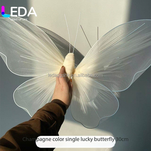 Decoración de Ventana con Mariposas LEDA, Accesorios para Bodas, Decoración Artística para Escenarios de Centros Comerciales y Tiendas, Adornos para Eventos - Product Image 3