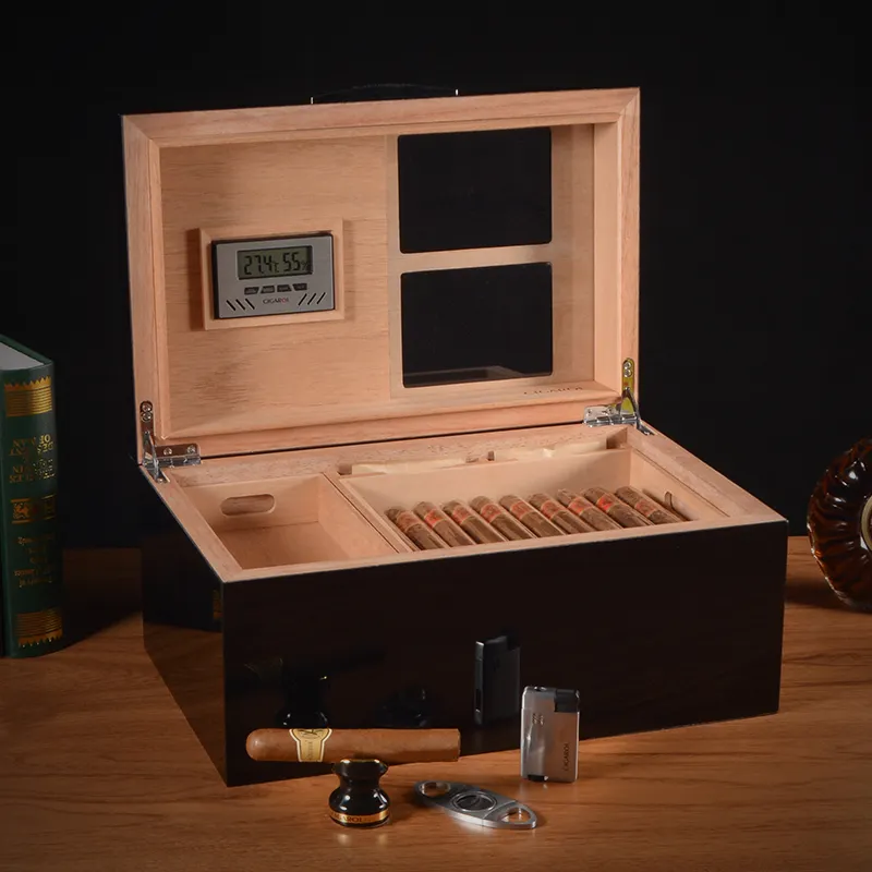 Venta al por mayor de gran capacidad Humidor Caja de puros Bandejas de cedro 100 CT Cigars Humidor Display Cigar Caja de embalaje de madera
