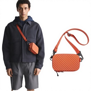 Bolso Bandolera de PVC Rígido Estilo Inglés para Hombre, Diseño Nuevo, Color Naranja, Venta al Por Mayor - Product Image 2