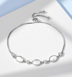 Bracciale ALICE S925 in Argento Sterling 925 con Zirconi, Stile Casual e Confortevole - Product Image 1