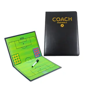 便携式皮革可折叠磁性足球教练板，用于教学战术