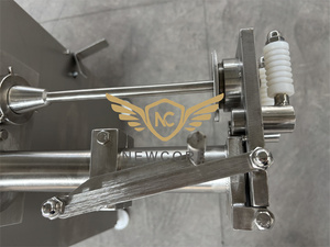 Efficiënte Vleesvulling Kwantitatieve Klysma Gerookte Duitse Worstvulmachine - Product Image 3