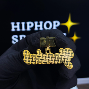 Colgante Personalizado Yandel de 2 Pulgadas con Nombre, Chapado en Plata, con Diamantes de Moissanita, Estilo Hip Hop, con Número 795, de Lujo - Product Image 4