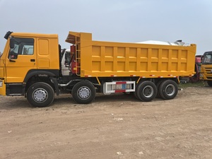 Camión Volquete Howo Sinotruk TX 8x4 de Segunda Mano en Venta, Buen Precio - Product Image 4