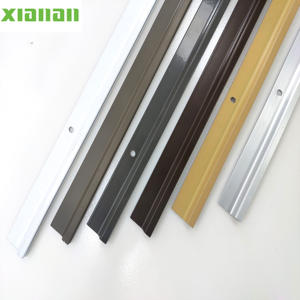 Striscia di Protezione per <span class=keywords><strong>Porta</strong></span> <span class=keywords><strong>in</strong></span> Alluminio con Spazzola <span class=keywords><strong>in</strong></span> PP Antiurto, Design Moderno all'Ingrosso - Product Image 4