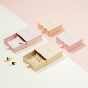 Boîte à bijoux en carton de luxe avec logo personnalisé, vente chaude, et pochette, mini boîtes coulissantes pour colliers, emballage de bijoux - Product Image 1