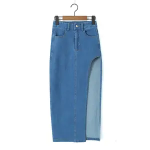 Side slit and pocket denim blue color zipper fly casual fashion jean long skirts for women