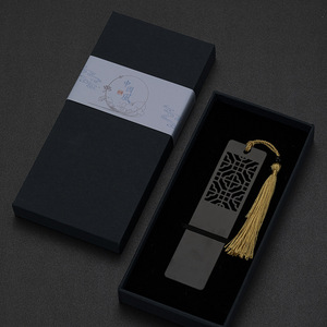 Marque-page en <span class=keywords><strong>laiton</strong></span> ajouré de style chinois exquis avec pompon et coffret cadeau haut de gamme pour souvenirs d'affaires et cadeaux de remise de diplôme - Product Image 3