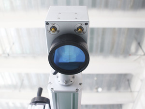 Machine de gravure <span class=keywords><strong>laser</strong></span> à fibre 20W, machine de marquage <span class=keywords><strong>laser</strong></span> à fibre la plus intelligente pour le marquage circonférentiel ou multi-facettes - Product Image 4